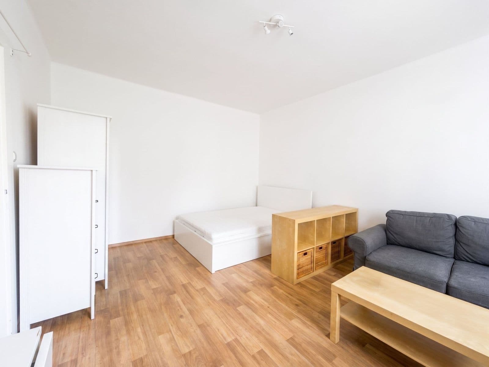 Studio flat to rent, 29 m², Jana Želivského, Prague, Prague Studio flat to rent, 29 m², Jana Želivského, Prague, Prague