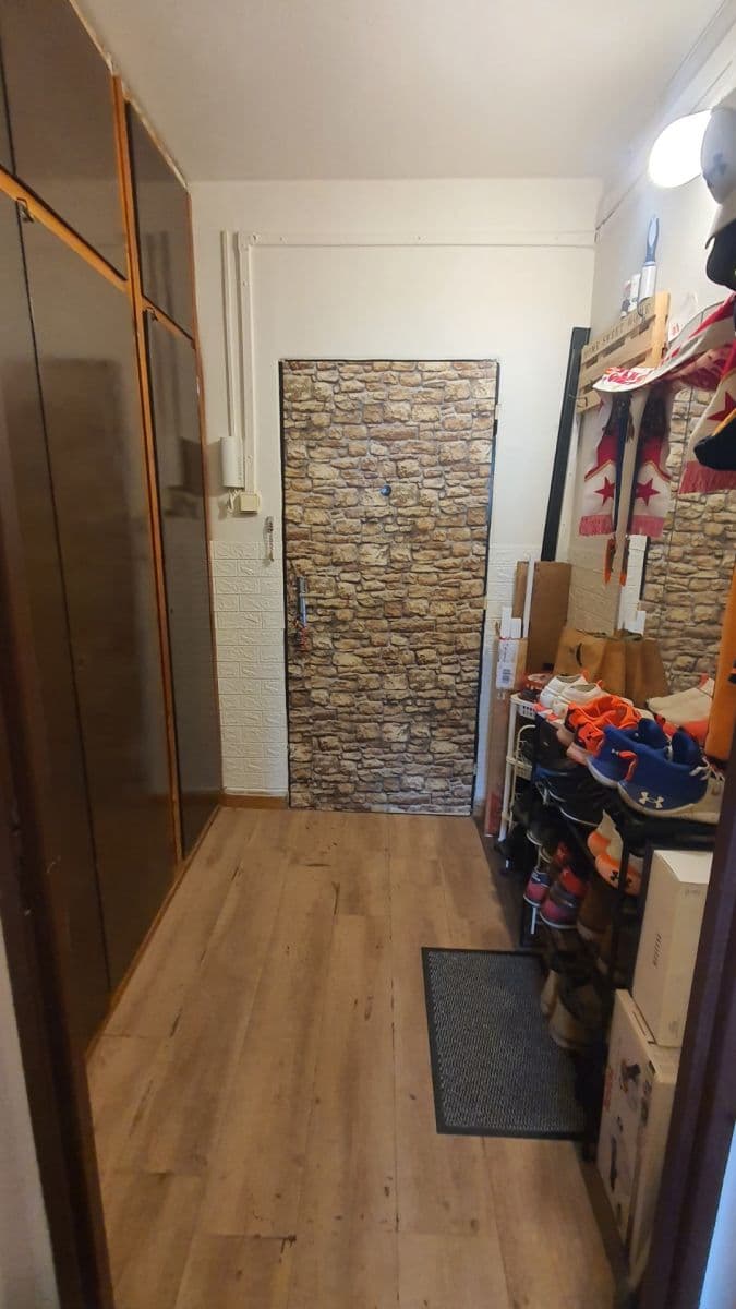 Studio flat to rent, 34 m², Káranská, Prague, Prague Studio flat to rent, 34 m², Káranská, Prague, Prague