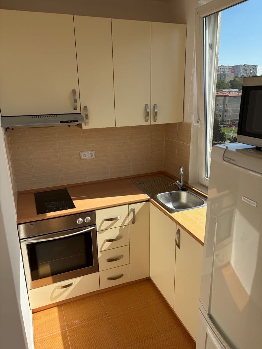 Studio flat to rent, 30 m², Angelovova, Prague, Prague Studio flat to rent, 30 m², Angelovova, Prague, Prague