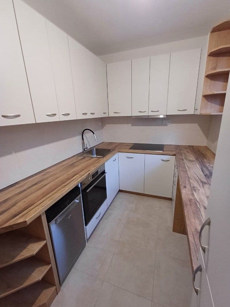 2 bedroom flat to rent, 56 m², Maříkova, Prague, Prague 2 bedroom flat to rent, 56 m², Maříkova, Prague, Prague