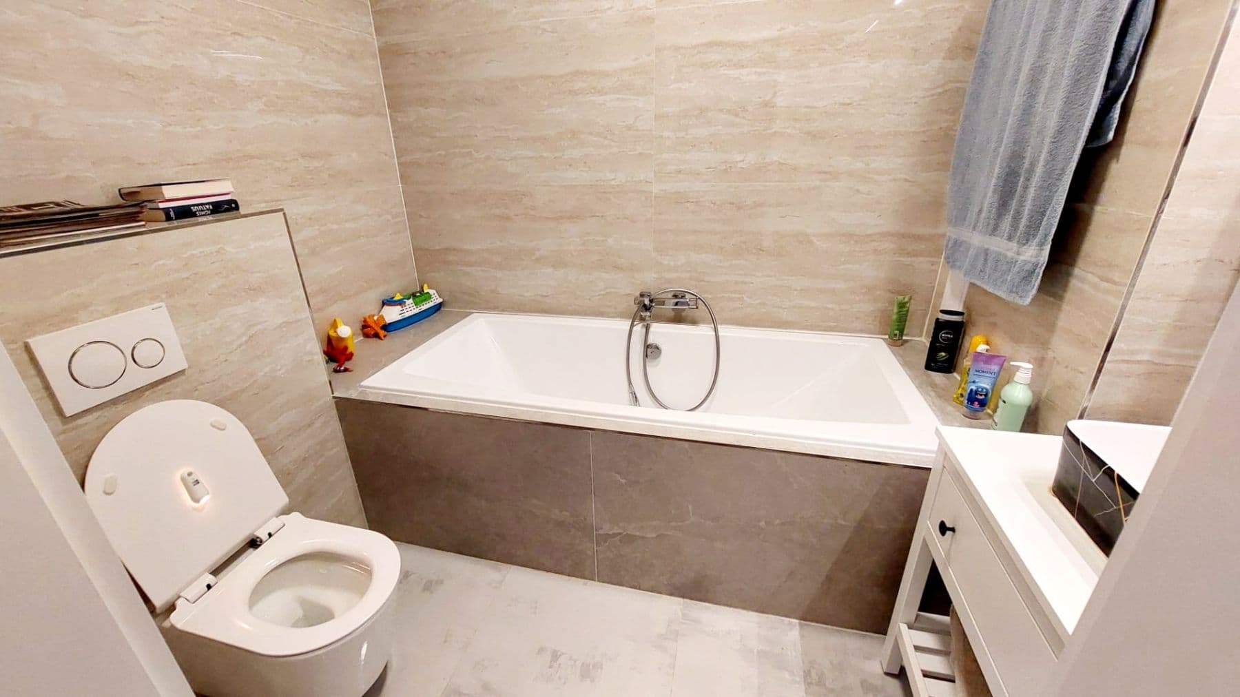 2 bedroom with open-plan kitchen flat for sale, 104 m², Na Rozcestí, Prague, Prague 2 bedroom with open-plan kitchen flat for sale, 104 m², Na Rozcestí, Prague, Prague