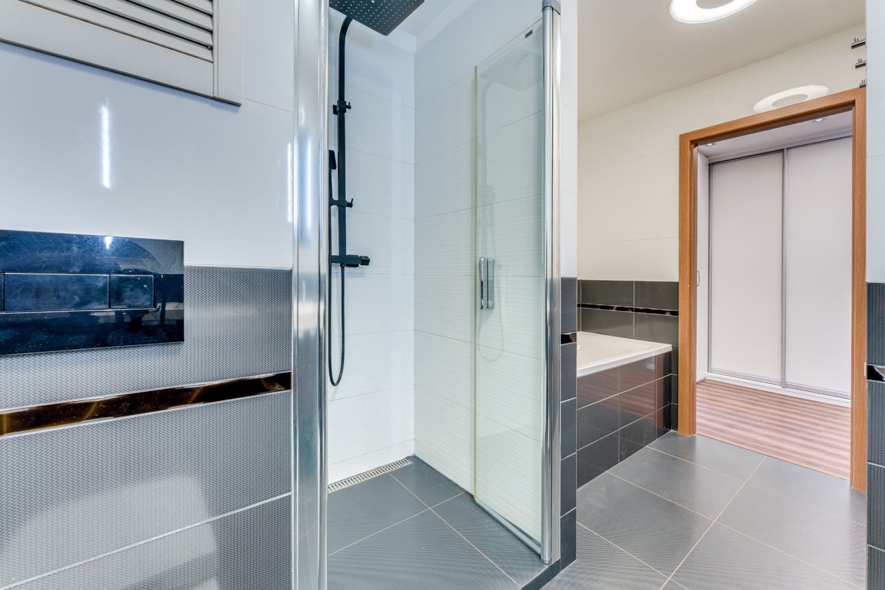 2 bedroom with open-plan kitchen flat for sale, 80 m², Suchý vršek, Prague, Prague 2 bedroom with open-plan kitchen flat for sale, 80 m², Suchý vršek, Prague, Prague