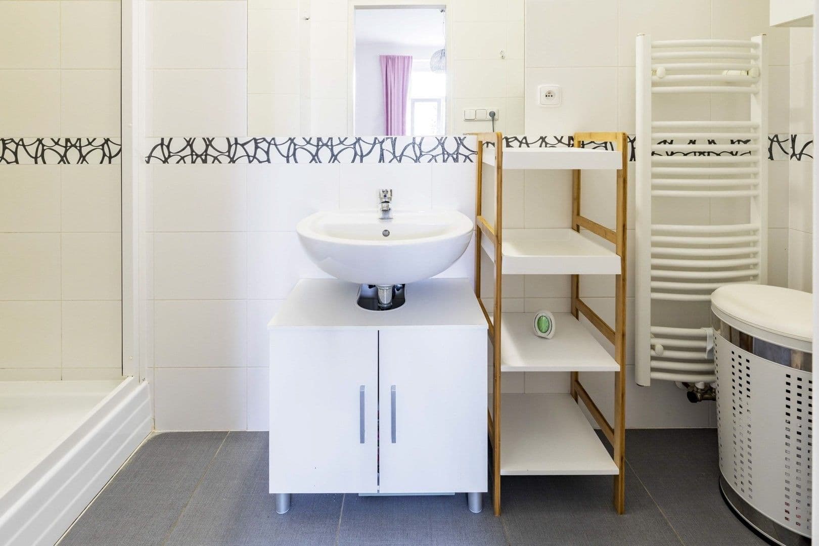 1 bedroom with open-plan kitchen flat to rent, 50 m², V Domově, Prague, Prague 1 bedroom with open-plan kitchen flat to rent, 50 m², V Domově, Prague, Prague