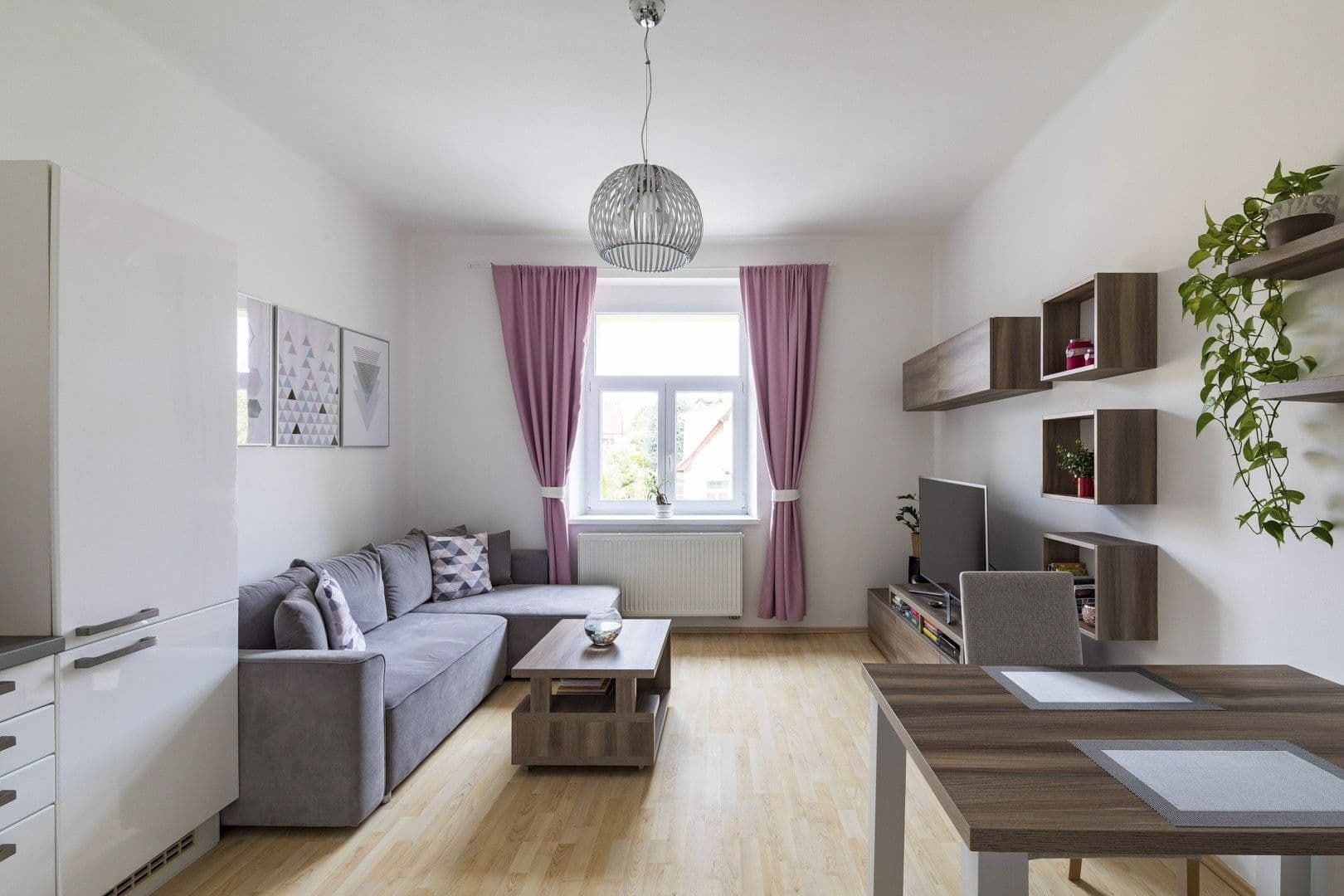 1 bedroom with open-plan kitchen flat to rent, 50 m², V Domově, Prague, Prague 1 bedroom with open-plan kitchen flat to rent, 50 m², V Domově, Prague, Prague