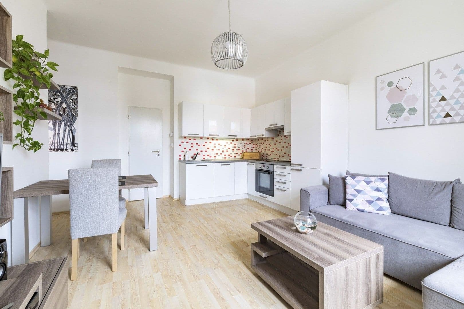 1 bedroom with open-plan kitchen flat to rent, 50 m², V Domově, Prague, Prague 1 bedroom with open-plan kitchen flat to rent, 50 m², V Domově, Prague, Prague