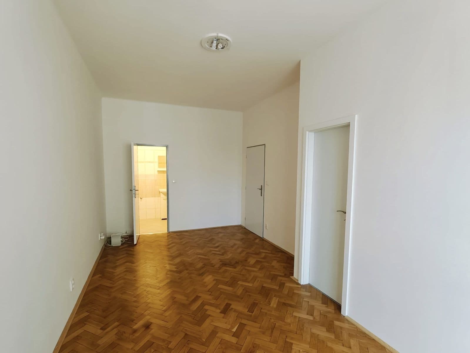 1 bedroom with open-plan kitchen flat to rent, 38 m², V Horkách, Prague, Prague 1 bedroom with open-plan kitchen flat to rent, 38 m², V Horkách, Prague, Prague