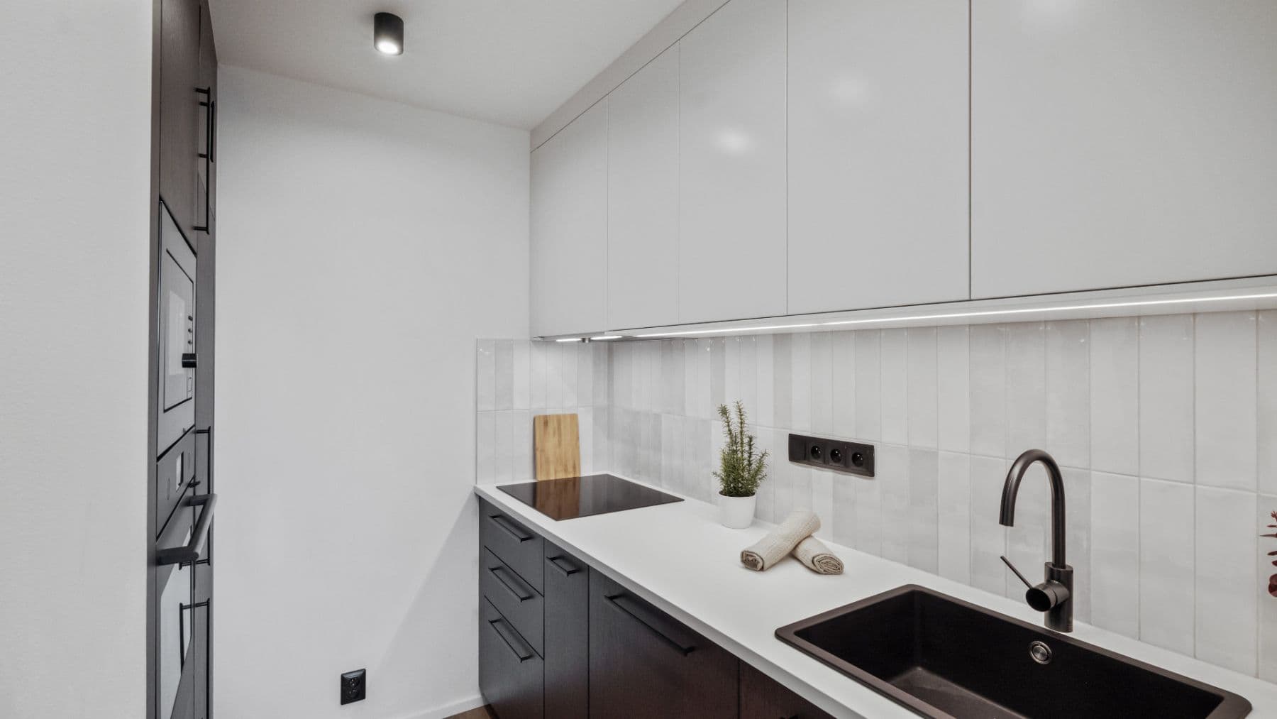 1 bedroom with open-plan kitchen flat for sale, 43 m², Zimova, Prague, Prague 1 bedroom with open-plan kitchen flat for sale, 43 m², Zimova, Prague, Prague