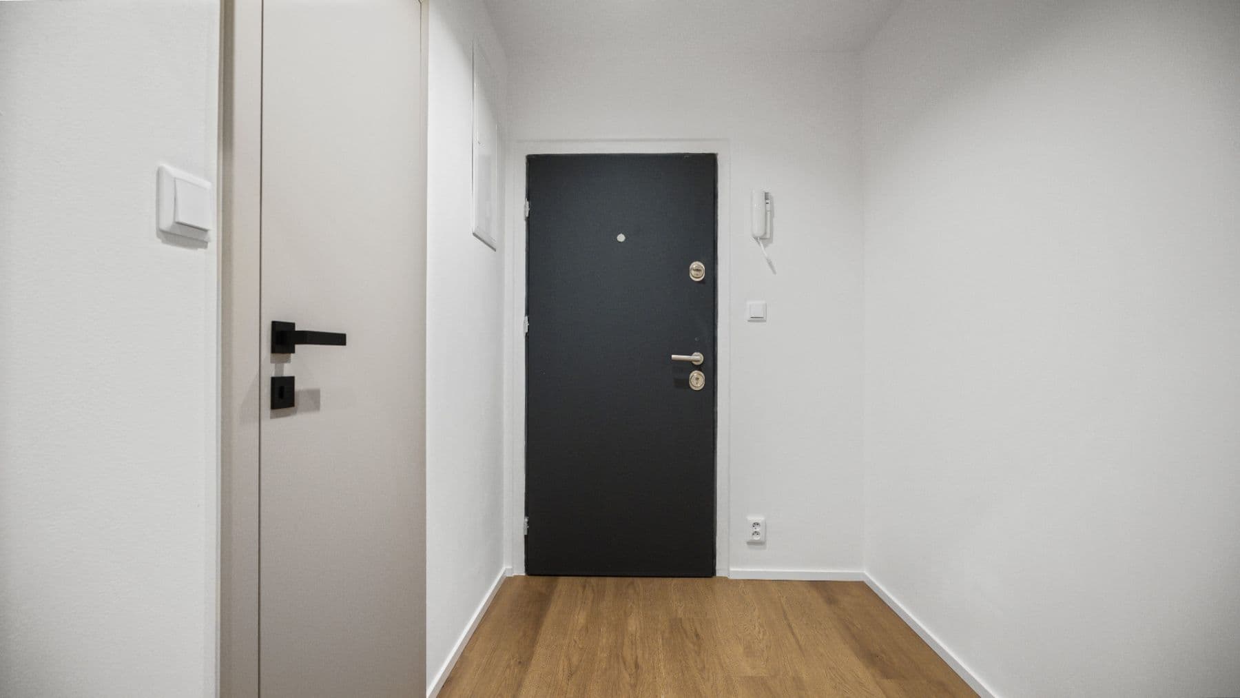1 bedroom with open-plan kitchen flat for sale, 43 m², Zimova, Prague, Prague 1 bedroom with open-plan kitchen flat for sale, 43 m², Zimova, Prague, Prague