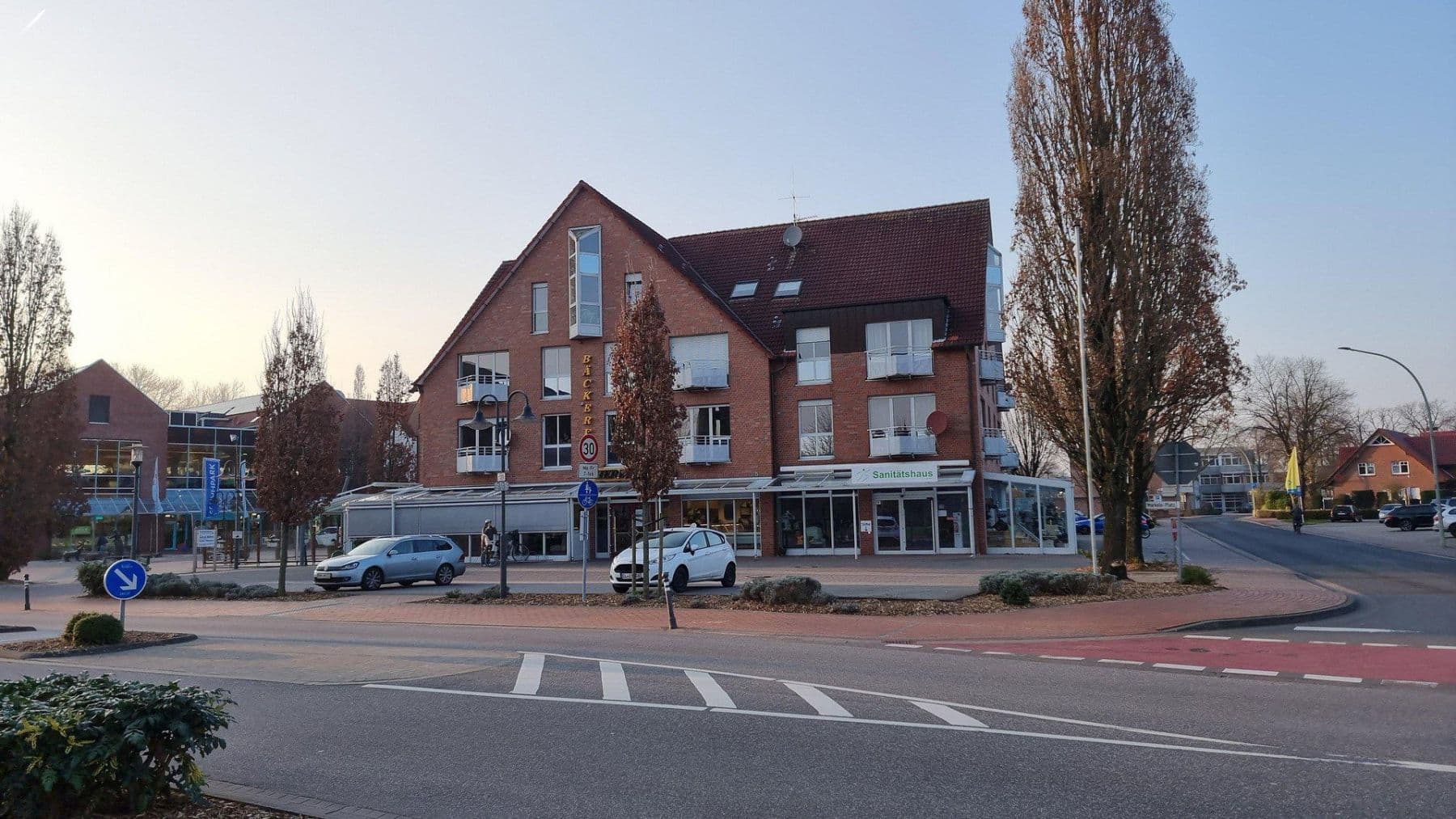 office to rent, 86 m², Markelo-Platz 7, Spelle, Lower Saxony office to rent, 86 m², Markelo-Platz 7, Spelle, Lower Saxony