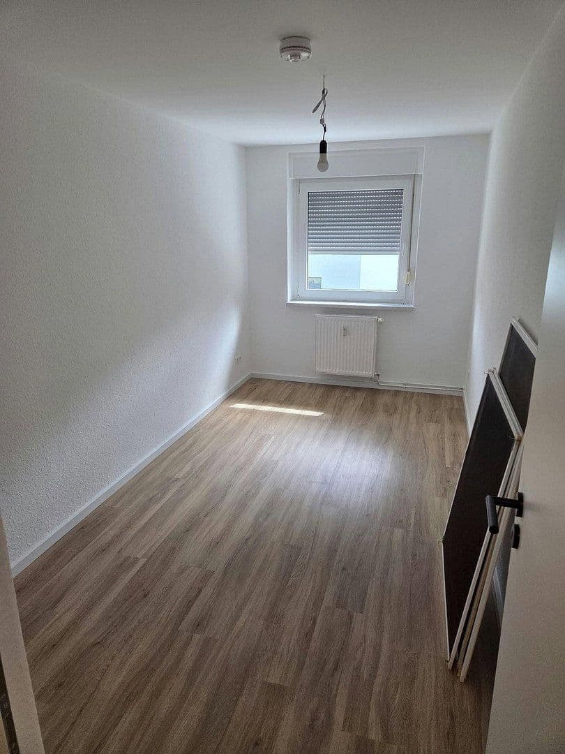 4 bedroom flat to rent, 70 m², Roßstraße 11, Leipzig-Südost OT Liebertwolkwitz, Saxony 4 bedroom flat to rent, 70 m², Roßstraße 11, Leipzig-Südost OT Liebertwolkwitz, Saxony