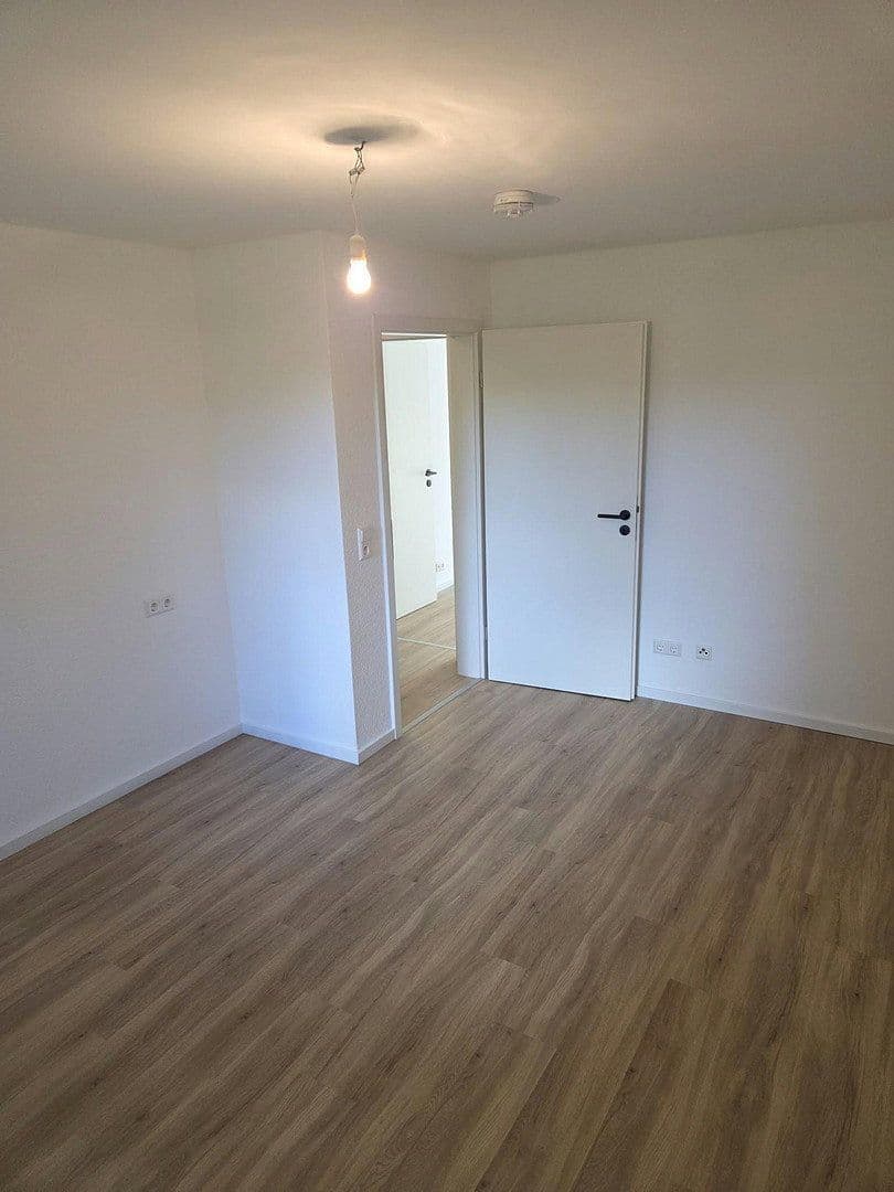 4 bedroom flat to rent, 70 m², Roßstraße 11, Leipzig-Südost OT Liebertwolkwitz, Saxony 4 bedroom flat to rent, 70 m², Roßstraße 11, Leipzig-Südost OT Liebertwolkwitz, Saxony