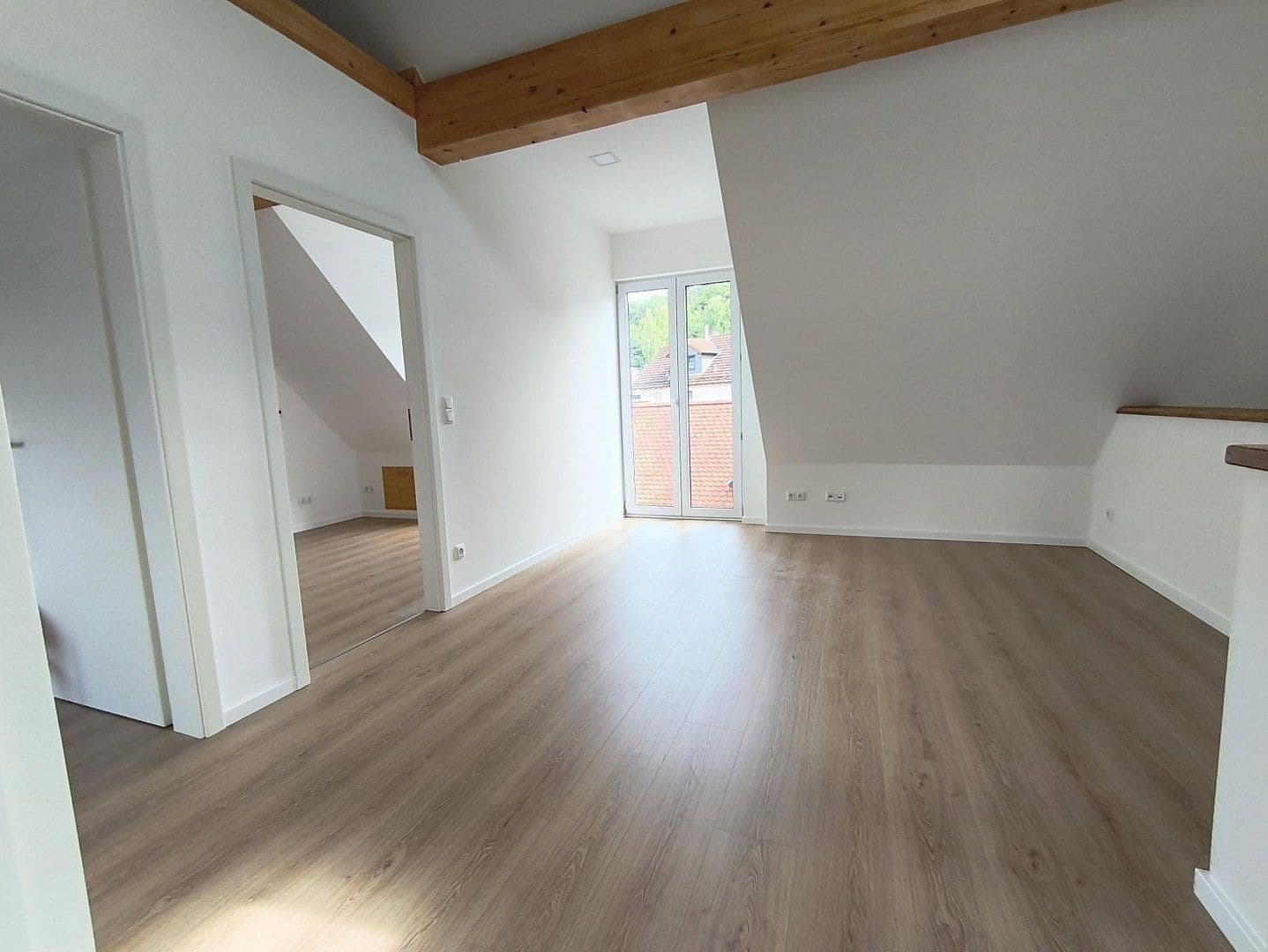 2 bedroom with open-plan kitchen flat for sale, 114 m², Zugmantelstraße 23, Idstein, Hesse 2 bedroom with open-plan kitchen flat for sale, 114 m², Zugmantelstraße 23, Idstein, Hesse