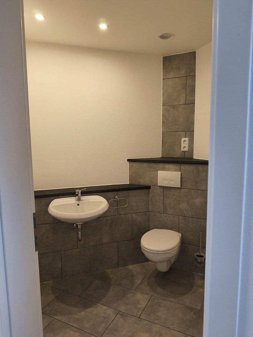 2 bedroom with open-plan kitchen flat for sale, 114 m², Zugmantelstraße 23, Idstein, Hesse 2 bedroom with open-plan kitchen flat for sale, 114 m², Zugmantelstraße 23, Idstein, Hesse