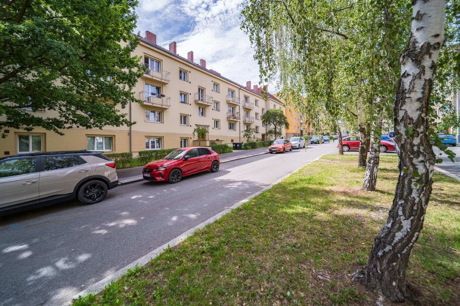 2 bedroom with open-plan kitchen flat to rent, 70 m², Kladenská, Prague, Prague 2 bedroom with open-plan kitchen flat to rent, 70 m², Kladenská, Prague, Prague