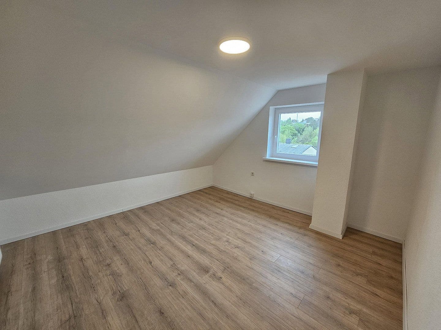 3 bedroom flat to rent, 58 m², Brückenstraße 26, Schiffweiler, Saarland 3 bedroom flat to rent, 58 m², Brückenstraße 26, Schiffweiler, Saarland