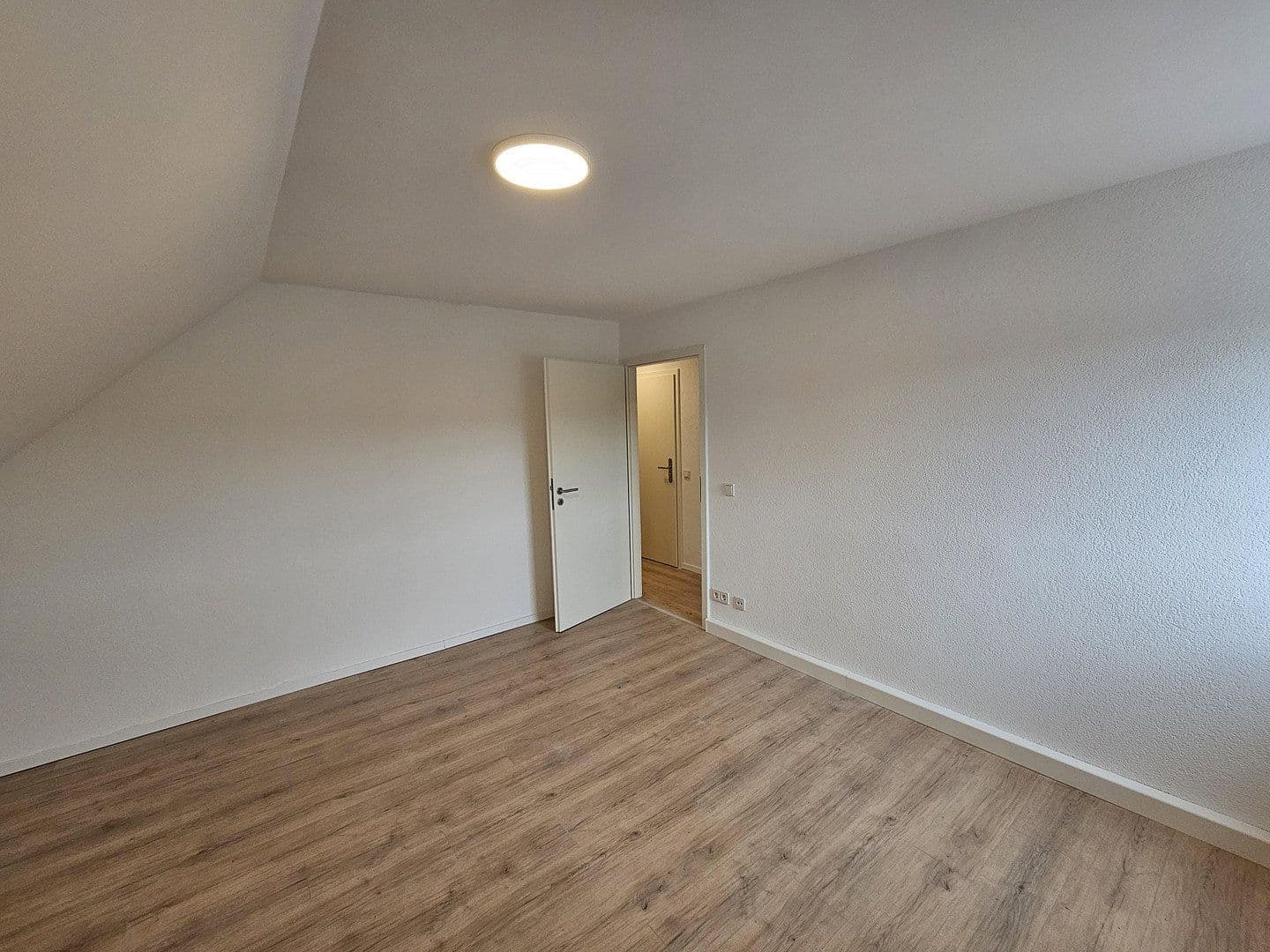 3 bedroom flat to rent, 58 m², Brückenstraße 26, Schiffweiler, Saarland 3 bedroom flat to rent, 58 m², Brückenstraße 26, Schiffweiler, Saarland