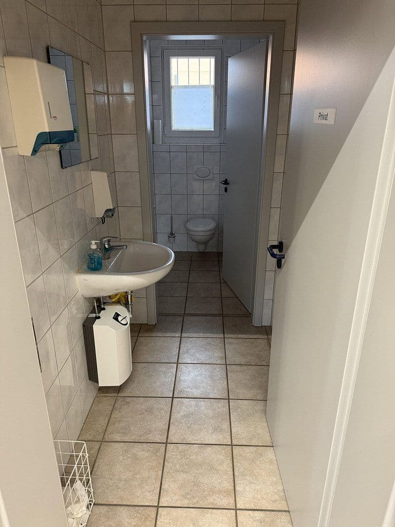 non-residential property for sale, 2,260 m², Moosburg an der Isar, Bavaria non-residential property for sale, 2,260 m², Moosburg an der Isar, Bavaria