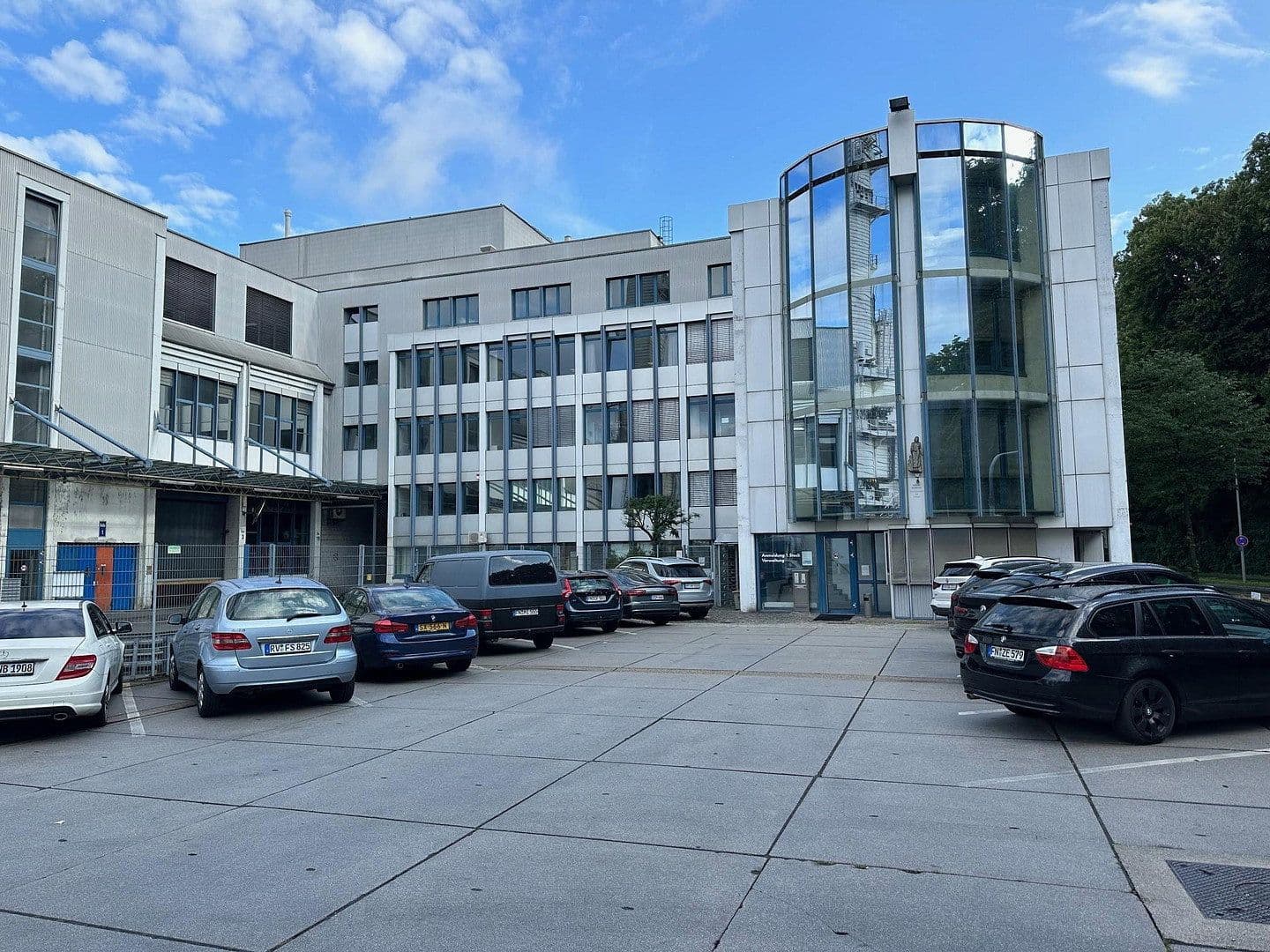 office to rent, 13,000 m², Colsmanstraße 25, Friedrichshafen, Baden-Württemberg office to rent, 13,000 m², Colsmanstraße 25, Friedrichshafen, Baden-Württemberg