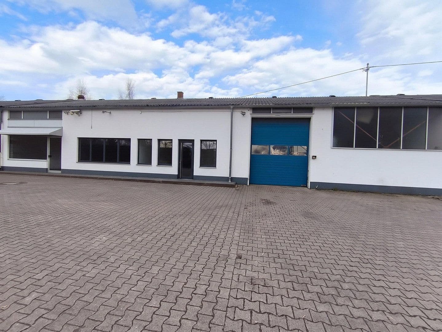 non-residential property to rent, 1,400 m², Scheidterstraße 30, Saarbrücken, Saarland non-residential property to rent, 1,400 m², Scheidterstraße 30, Saarbrücken, Saarland