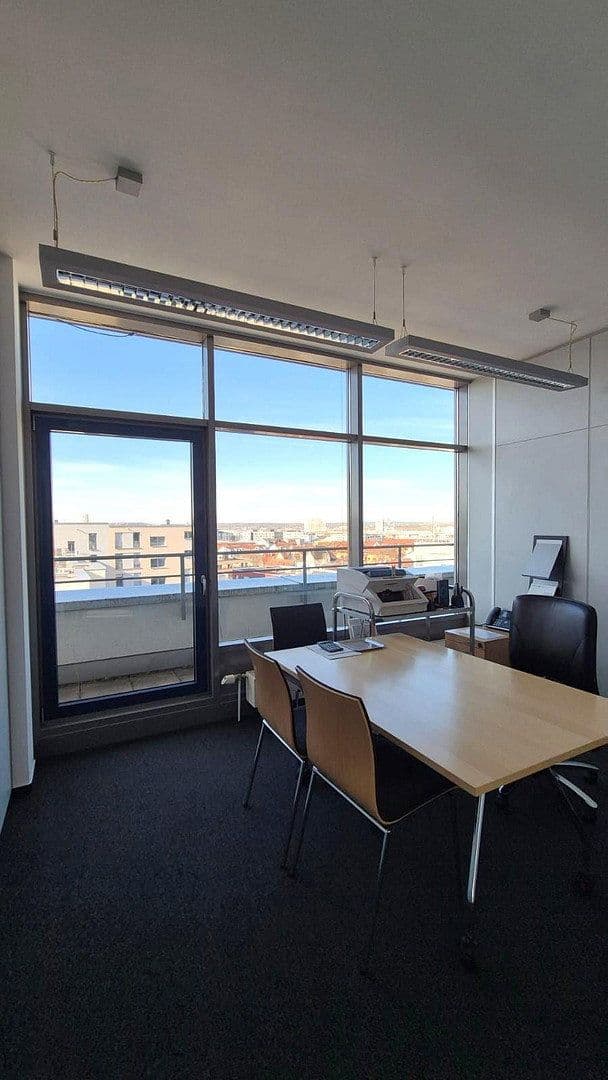 office to rent, 164 m², Herrenbergerstraße 14, Böblingen, Baden-Württemberg office to rent, 164 m², Herrenbergerstraße 14, Böblingen, Baden-Württemberg