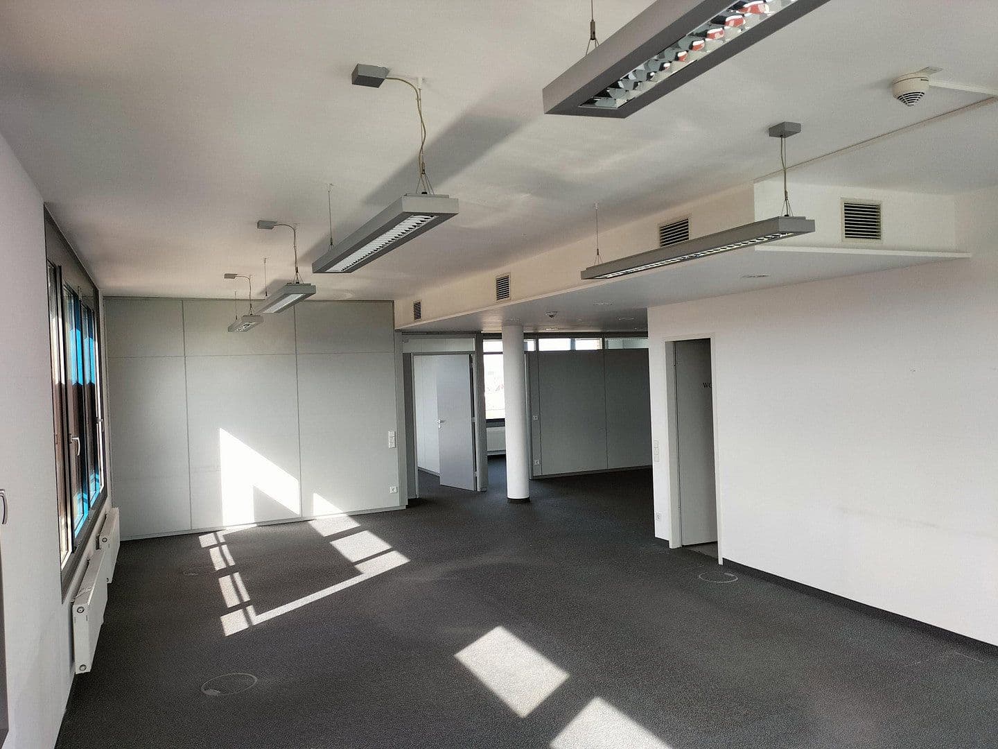 office to rent, 214 m², Herrenbergerstraße 14, Böblingen, Baden-Württemberg office to rent, 214 m², Herrenbergerstraße 14, Böblingen, Baden-Württemberg