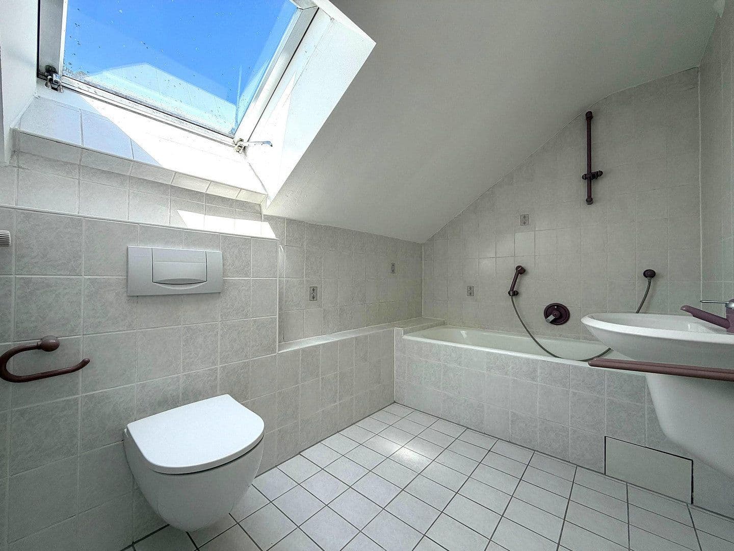 house for sale, 185 m², Birkenstraße 40 1/2, Schweinfurt, Bavaria house for sale, 185 m², Birkenstraße 40 1/2, Schweinfurt, Bavaria