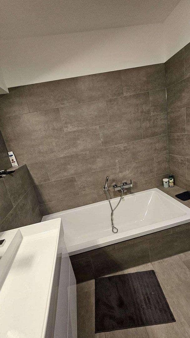 3 bedroom flat to rent, 94 m², Weidenpescherstr. 36,, Köln, North Rhine-Westphalia 3 bedroom flat to rent, 94 m², Weidenpescherstr. 36,, Köln, North Rhine-Westphalia