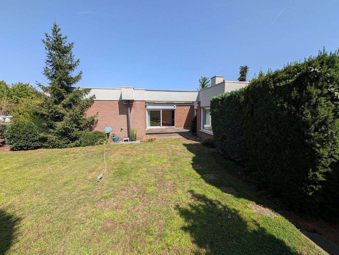 house for sale, 210 m², Limburgerhof, Rhineland-Palatinate house for sale, 210 m², Limburgerhof, Rhineland-Palatinate