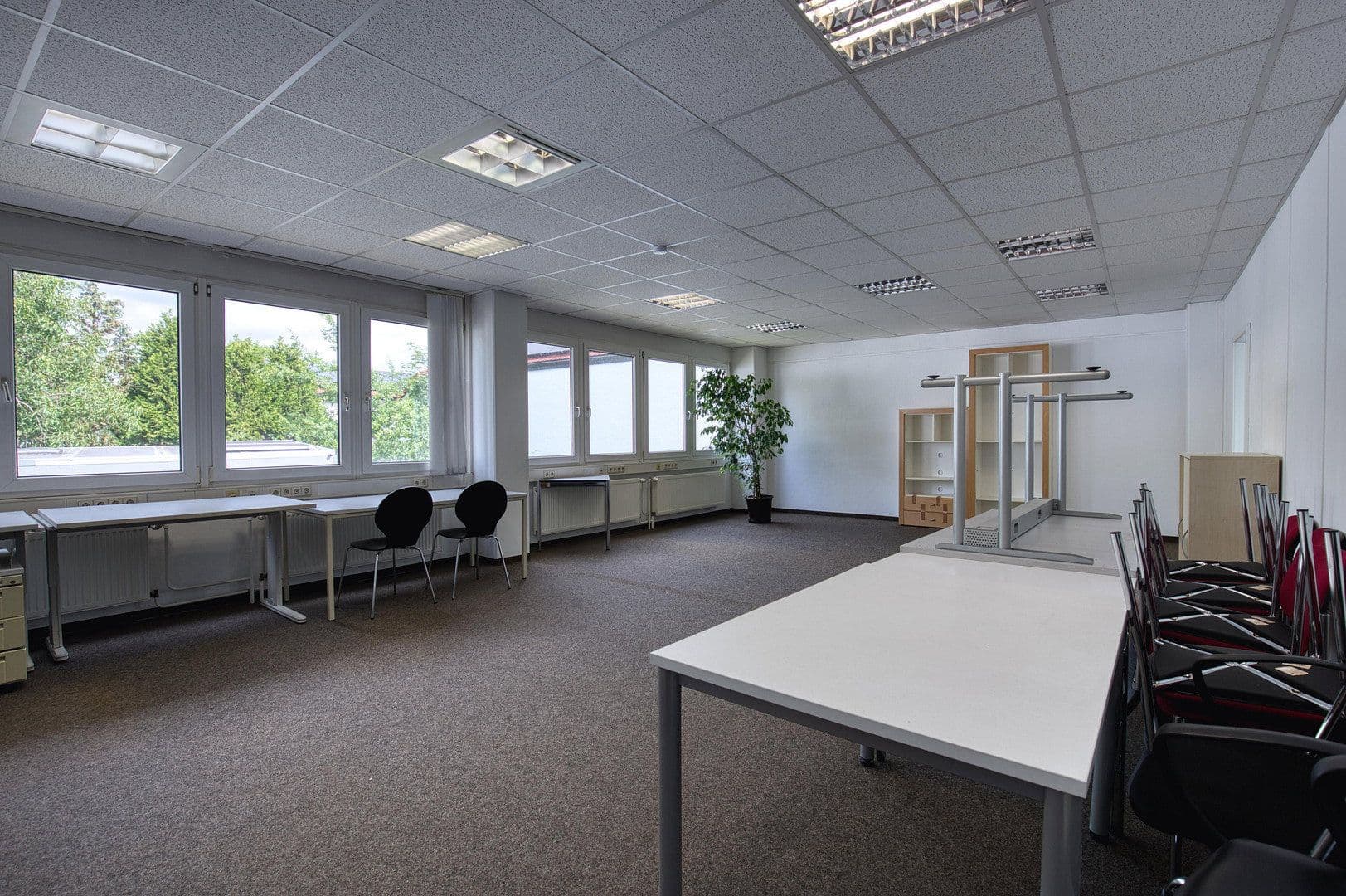 office to rent, 1,996 m², Reutlingen, Baden-Württemberg office to rent, 1,996 m², Reutlingen, Baden-Württemberg
