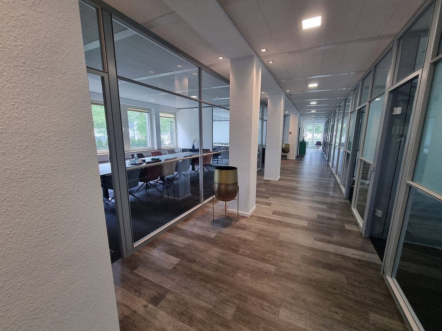office to rent, 400 m², Werftstraße, Düsseldorf, North Rhine-Westphalia office to rent, 400 m², Werftstraße, Düsseldorf, North Rhine-Westphalia