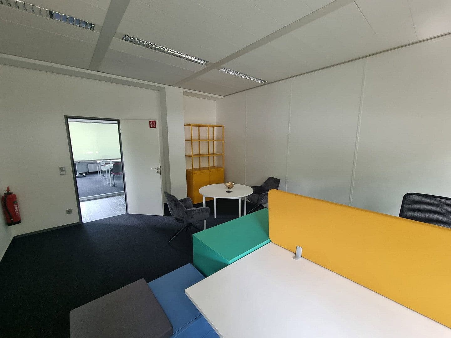 office to rent, 400 m², Werftstraße, Düsseldorf, North Rhine-Westphalia office to rent, 400 m², Werftstraße, Düsseldorf, North Rhine-Westphalia