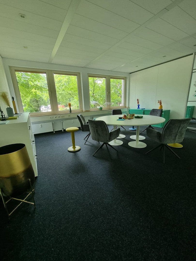 office to rent, 400 m², Werftstraße, Düsseldorf, North Rhine-Westphalia office to rent, 400 m², Werftstraße, Düsseldorf, North Rhine-Westphalia