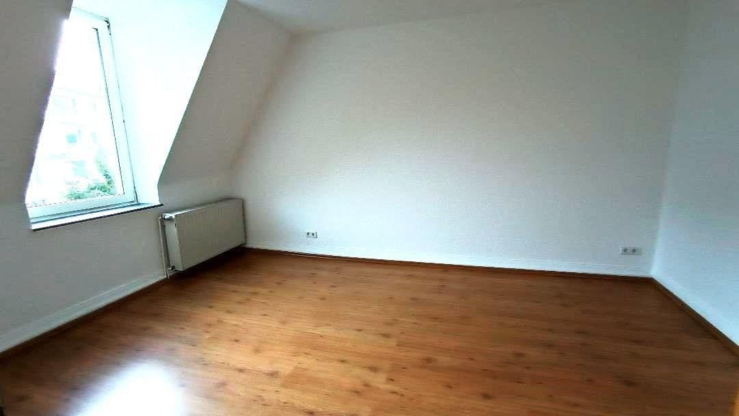 4 bedroom flat to rent, 100 m², Feldstr. 48, Wuppertal, North Rhine-Westphalia 4 bedroom flat to rent, 100 m², Feldstr. 48, Wuppertal, North Rhine-Westphalia