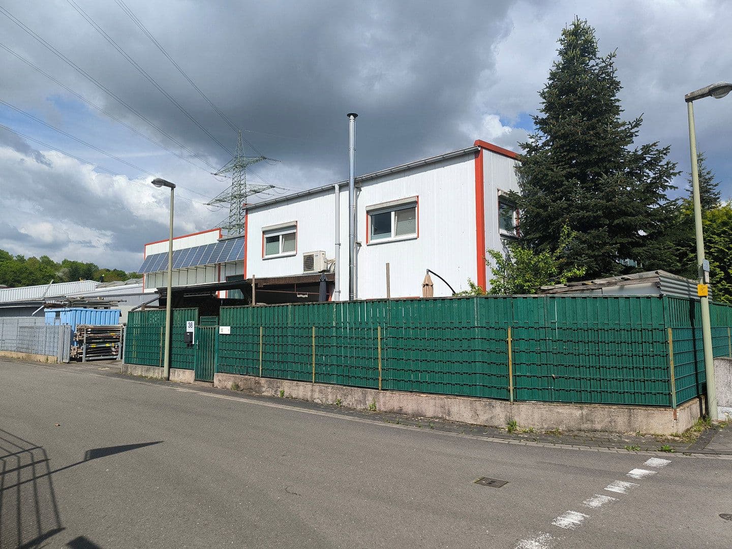 non-residential property for sale, 1,064 m², Rösrath, North Rhine-Westphalia non-residential property for sale, 1,064 m², Rösrath, North Rhine-Westphalia