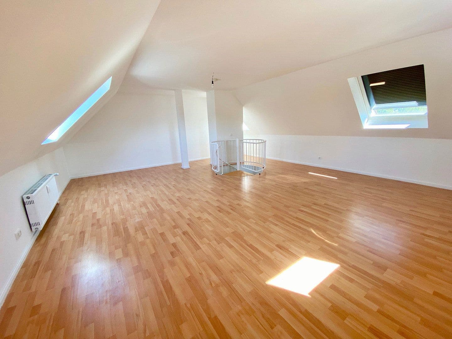4 bedroom flat for sale, 117 m², Frankfurt Unterliederbach, Hesse 4 bedroom flat for sale, 117 m², Frankfurt Unterliederbach, Hesse