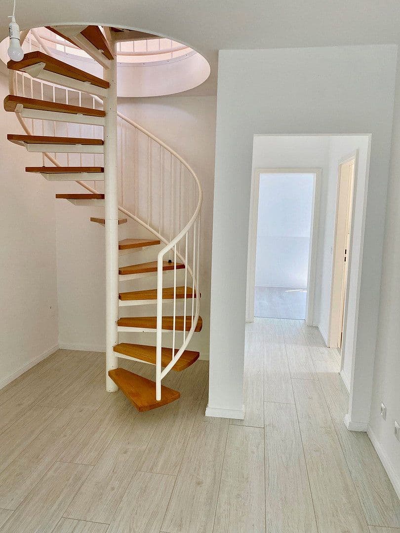 4 bedroom flat for sale, 117 m², Frankfurt Unterliederbach, Hesse 4 bedroom flat for sale, 117 m², Frankfurt Unterliederbach, Hesse