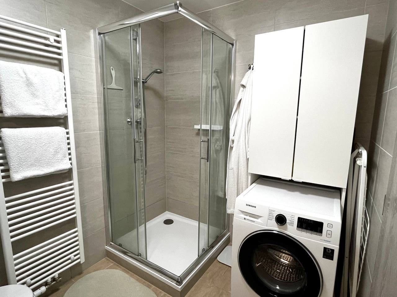 Studio flat to rent, 34 m², Strnadových, Prague, Prague Studio flat to rent, 34 m², Strnadových, Prague, Prague