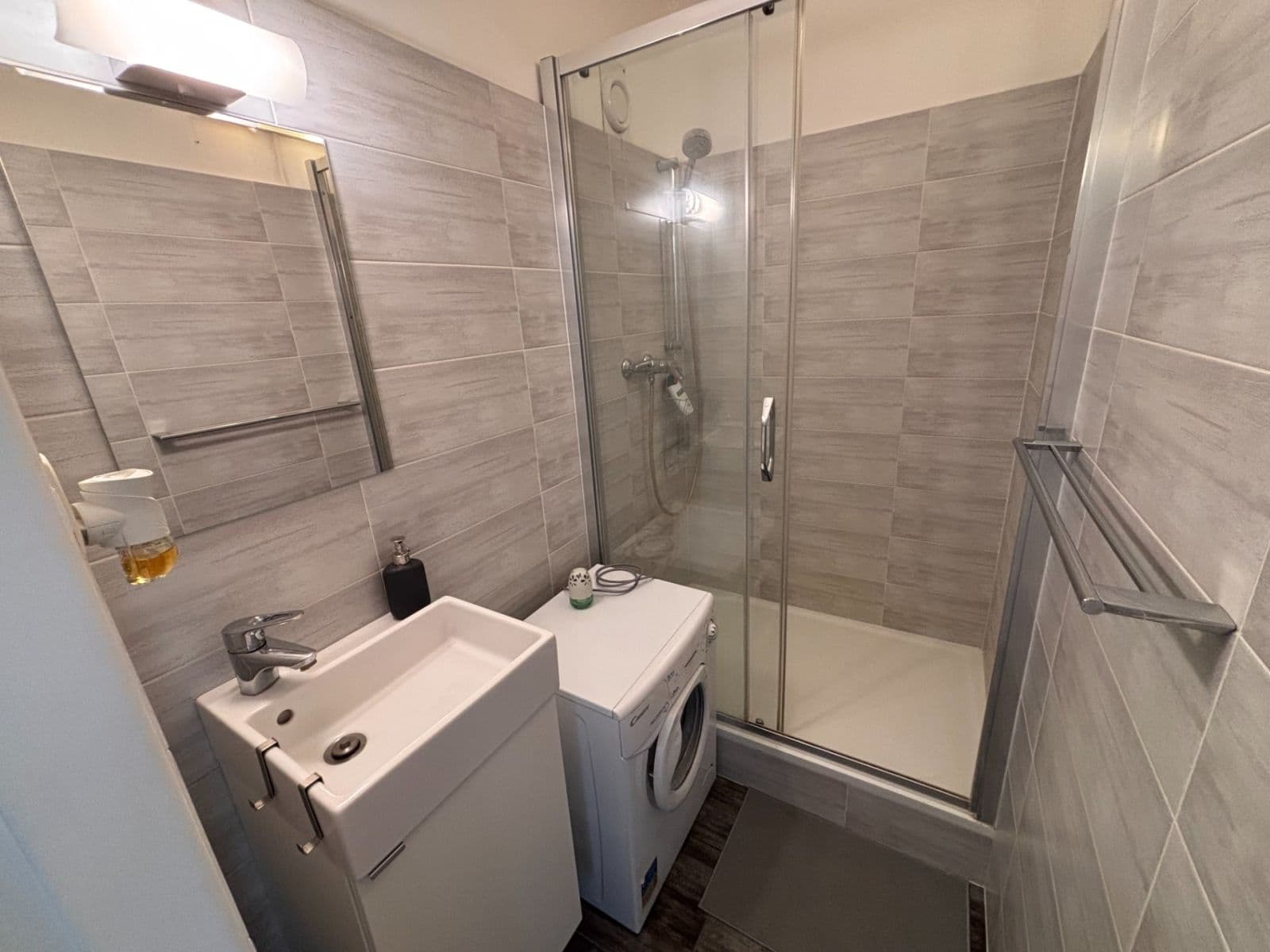 1 bedroom with open-plan kitchen flat to rent, 46 m², Jablonecká, Prague, Prague 1 bedroom with open-plan kitchen flat to rent, 46 m², Jablonecká, Prague, Prague