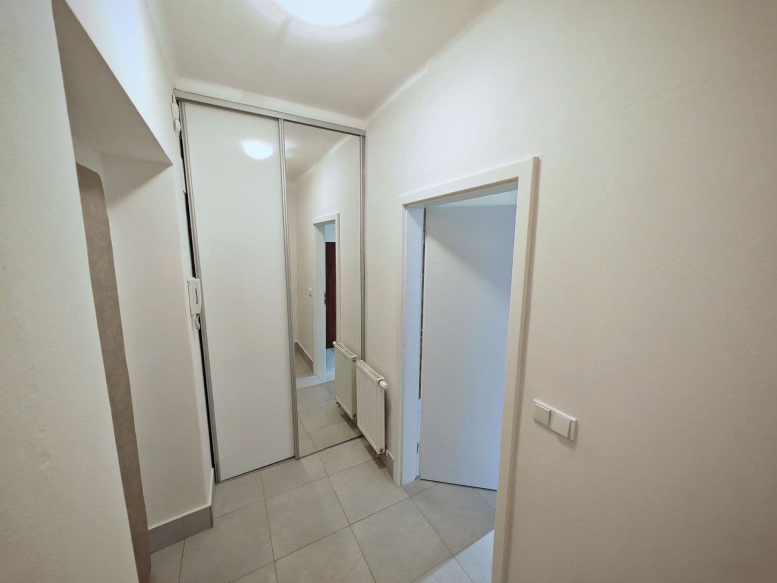 1 bedroom with open-plan kitchen flat for sale, 50 m², Velehradská, Prague, Prague 1 bedroom with open-plan kitchen flat for sale, 50 m², Velehradská, Prague, Prague
