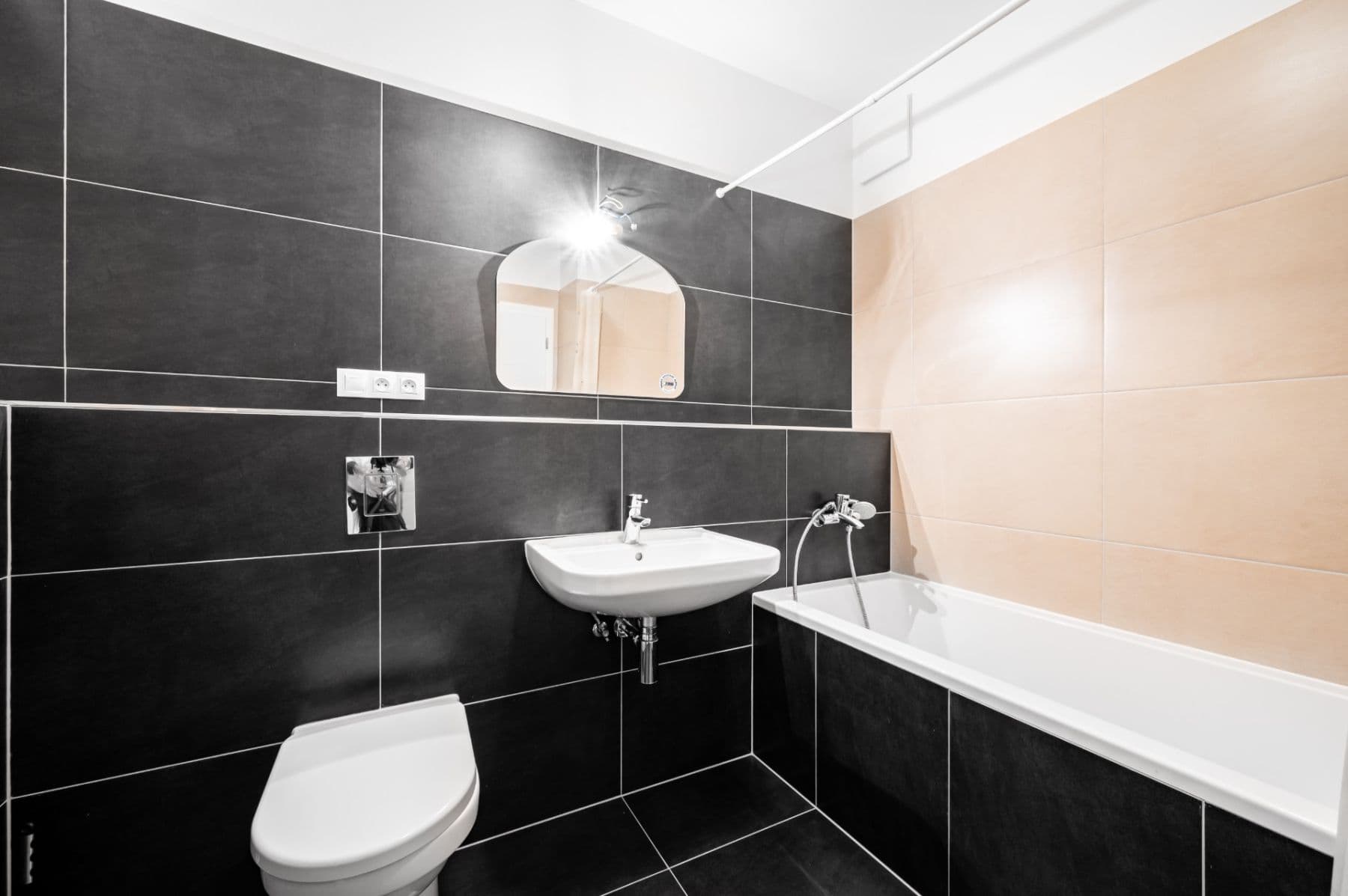 2 bedroom with open-plan kitchen flat to rent, 91 m², Na Petynce, Prague, Prague 2 bedroom with open-plan kitchen flat to rent, 91 m², Na Petynce, Prague, Prague