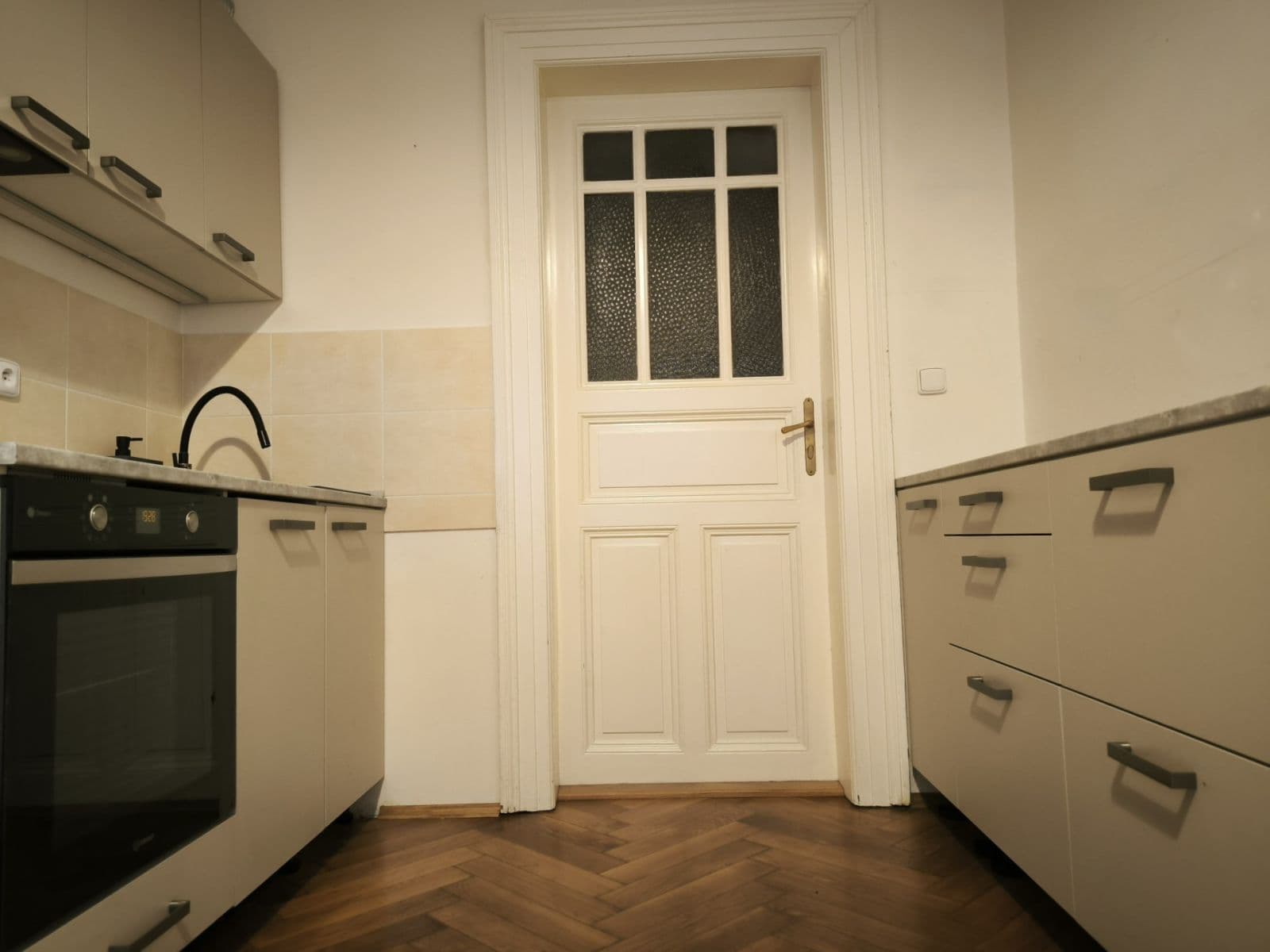 1 bedroom with open-plan kitchen flat to rent, 51 m², Dobrovského, Prague, Prague 1 bedroom with open-plan kitchen flat to rent, 51 m², Dobrovského, Prague, Prague