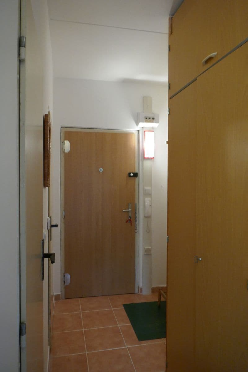 1 bedroom with open-plan kitchen flat to rent, 48 m², Oblá, Brno, Jihomoravský Region 1 bedroom with open-plan kitchen flat to rent, 48 m², Oblá, Brno, Jihomoravský Region