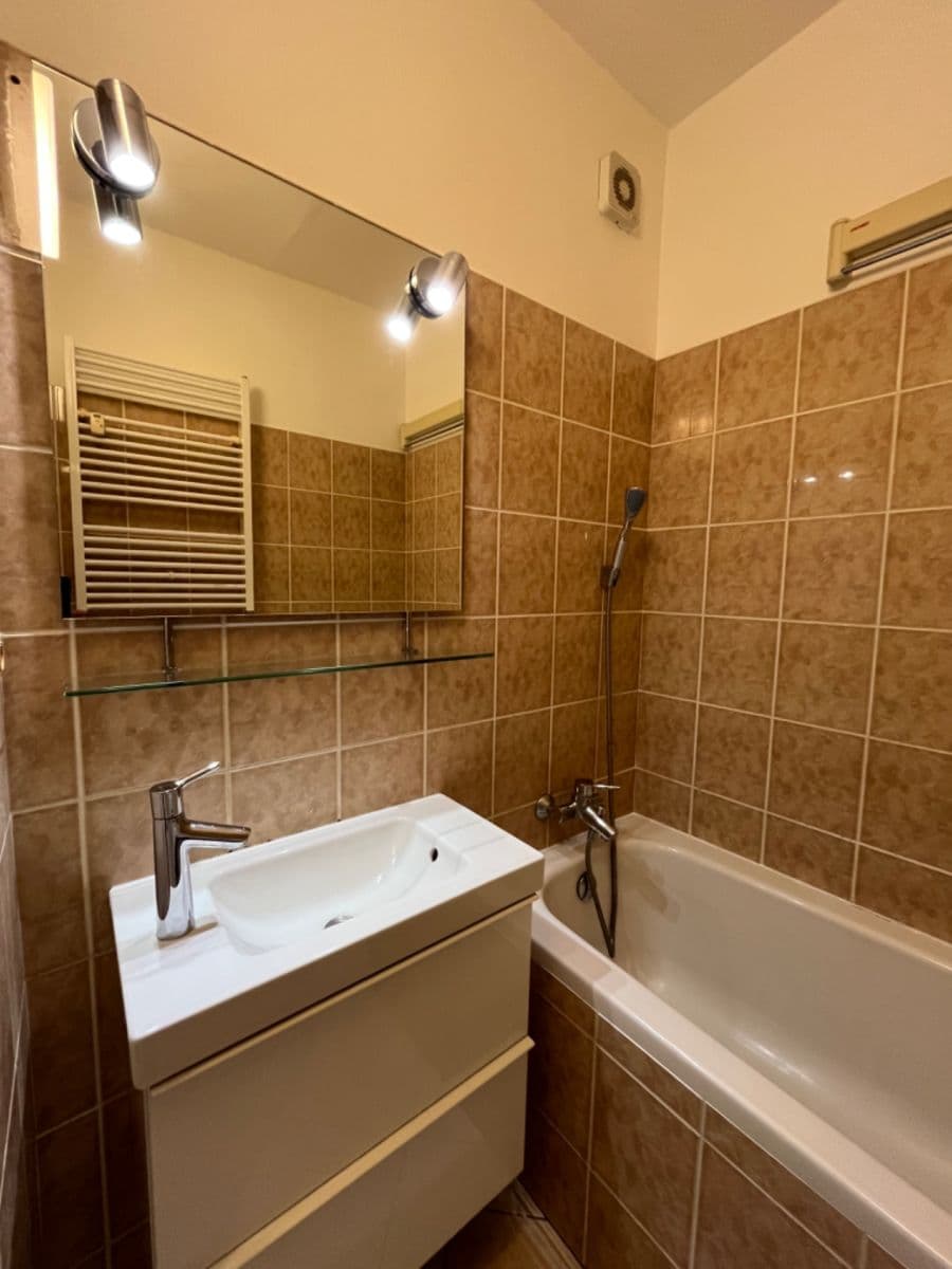 2 bedroom flat for sale, 51 m², Na Okraji, Prague, Prague 2 bedroom flat for sale, 51 m², Na Okraji, Prague, Prague