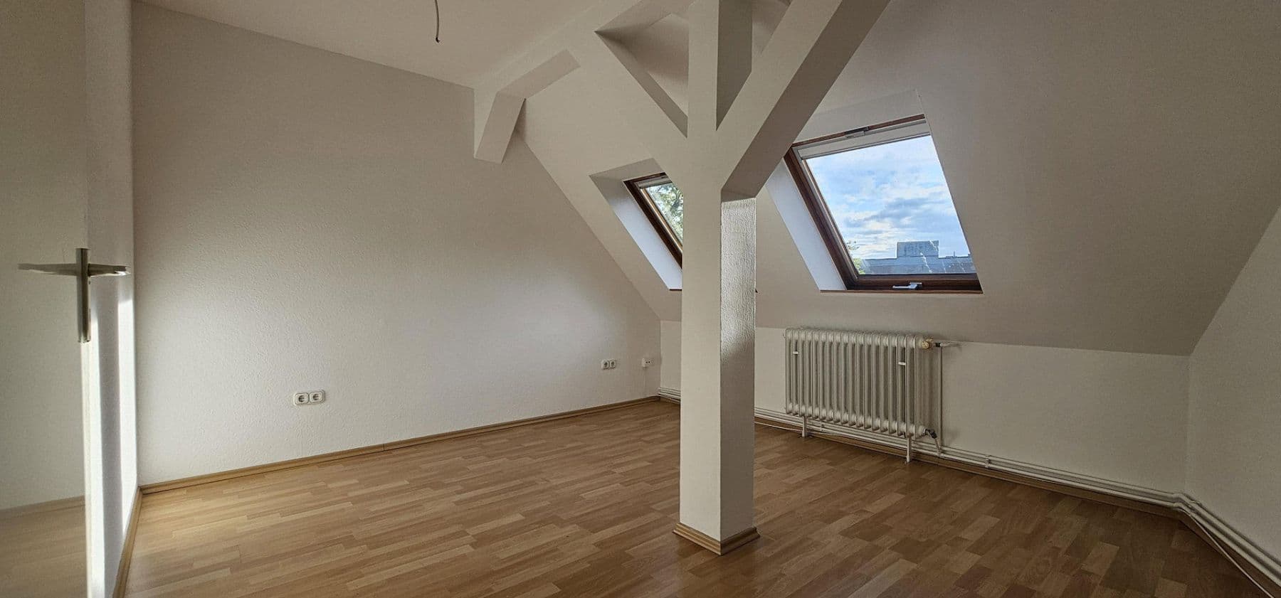 2 bedroom with open-plan kitchen flat for sale, 115 m², Bernstorffstrasse, Berlin-Tegel, Berlin 2 bedroom with open-plan kitchen flat for sale, 115 m², Bernstorffstrasse, Berlin-Tegel, Berlin