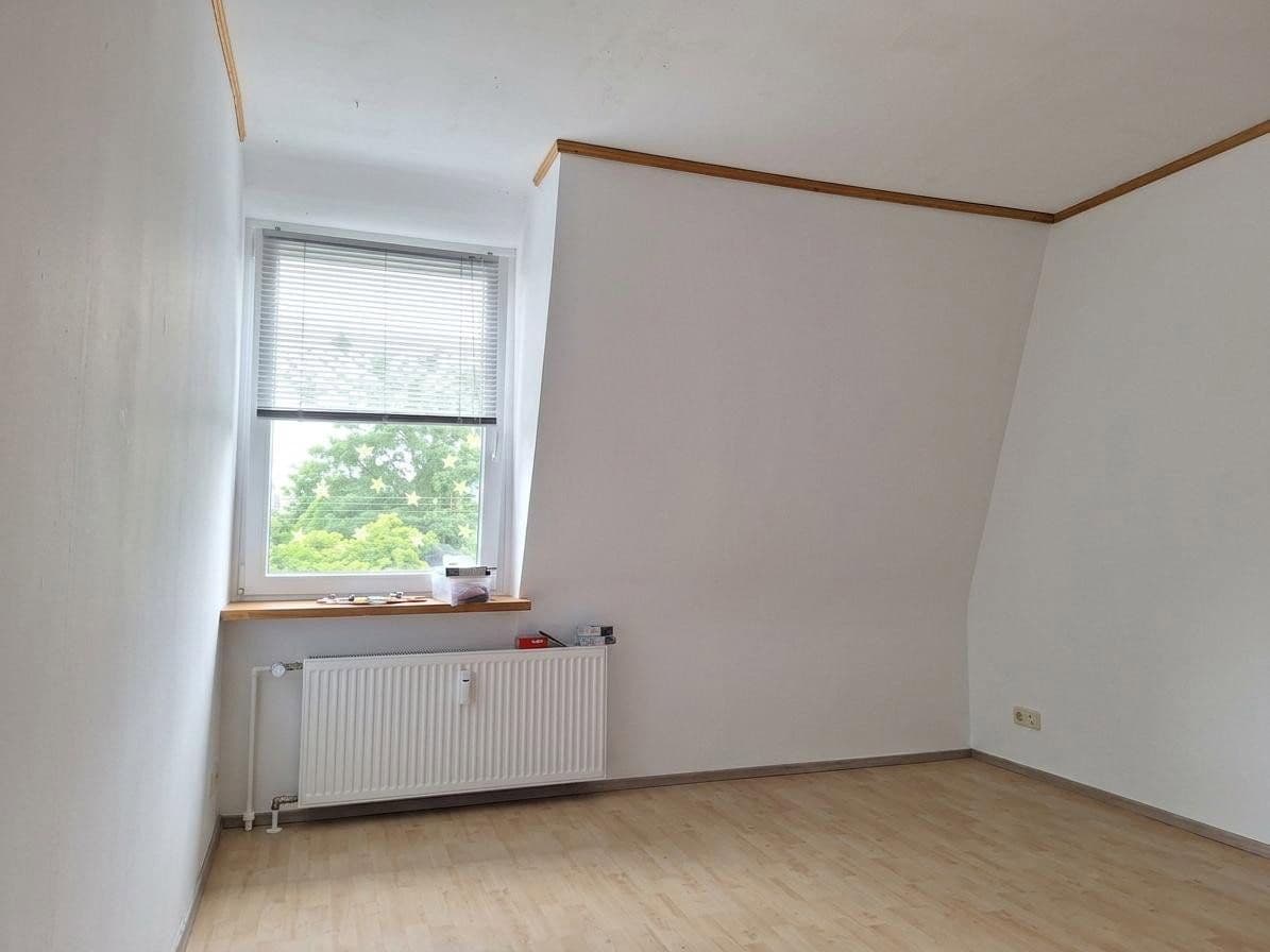 3 bedroom with open-plan kitchen flat to rent, 98 m², Gleisstraße 36, Essen, North Rhine-Westphalia 3 bedroom with open-plan kitchen flat to rent, 98 m², Gleisstraße 36, Essen, North Rhine-Westphalia