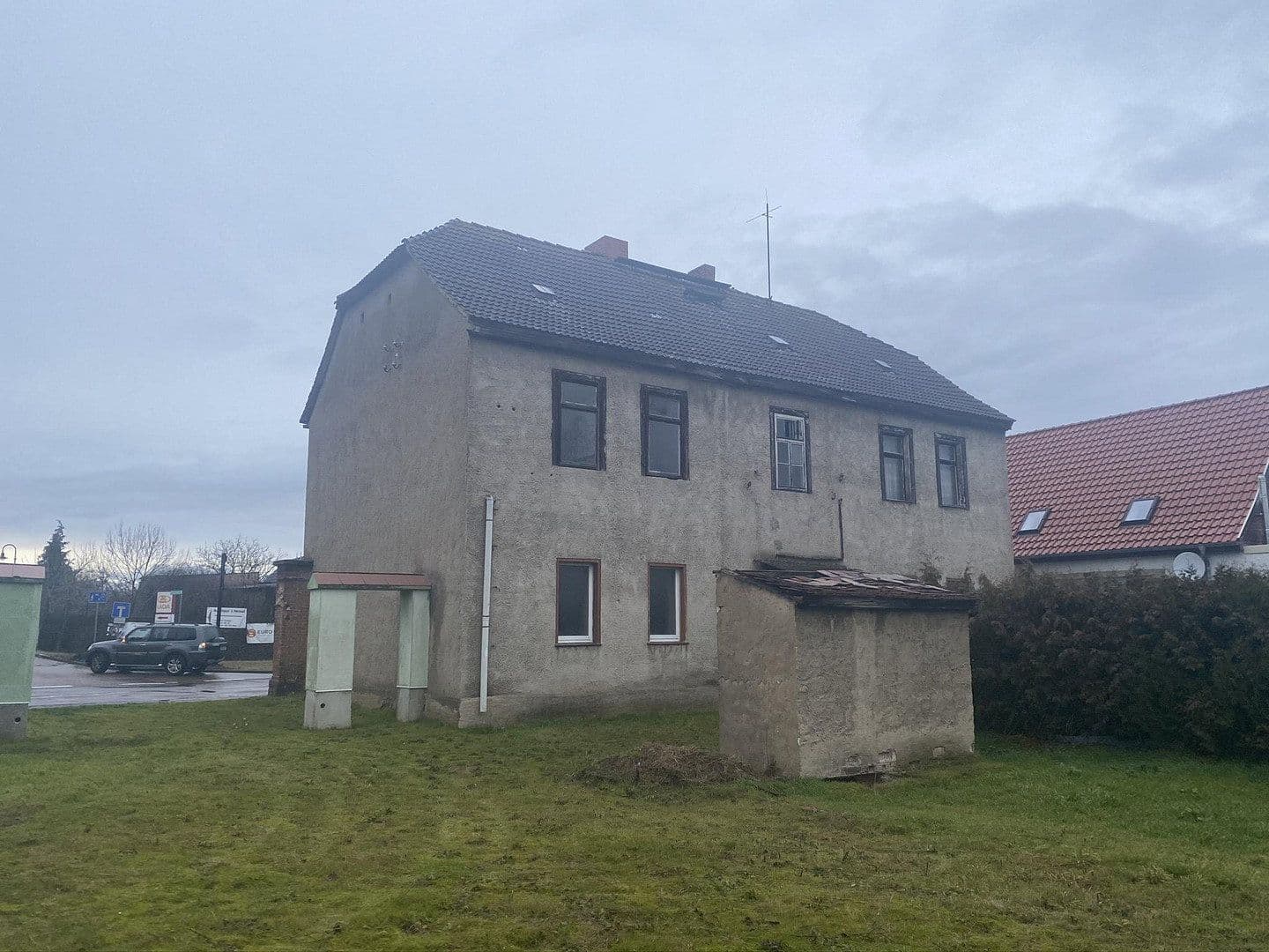 house for sale, 320 m², Ernst-Thälmann-Straße -13, Wettin-Löbejün, Saxony-Anhalt house for sale, 320 m², Ernst-Thälmann-Straße -13, Wettin-Löbejün, Saxony-Anhalt