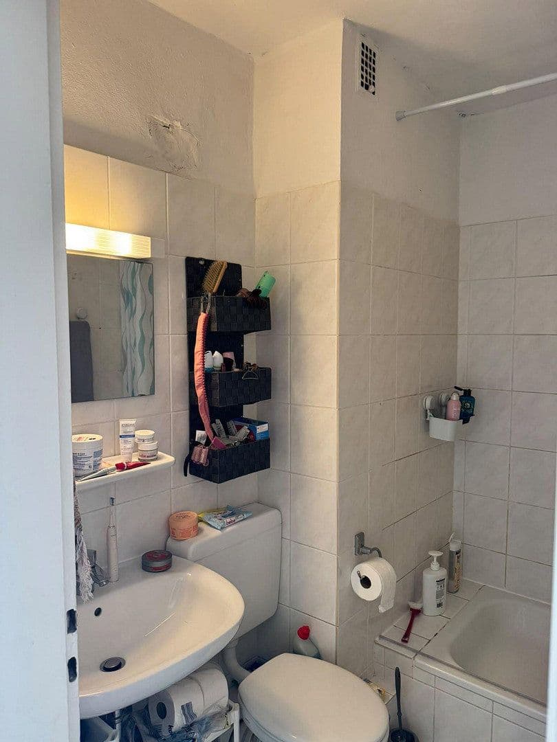 2 bedroom flat to rent, 47 m², Birkenweg 6, Siegburg, North Rhine-Westphalia 2 bedroom flat to rent, 47 m², Birkenweg 6, Siegburg, North Rhine-Westphalia