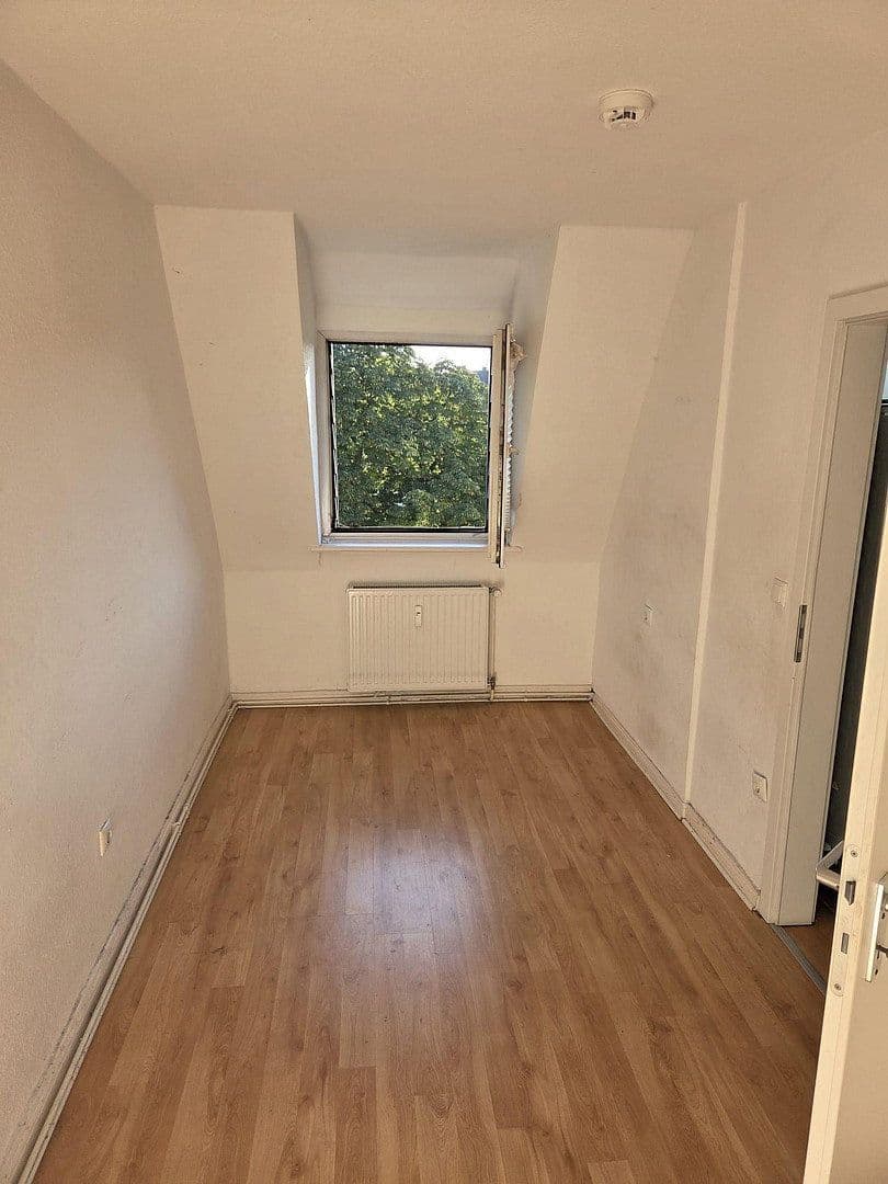 2 bedroom flat to rent, 45 m², Moselstraße 35, Duisburg, North Rhine-Westphalia 2 bedroom flat to rent, 45 m², Moselstraße 35, Duisburg, North Rhine-Westphalia