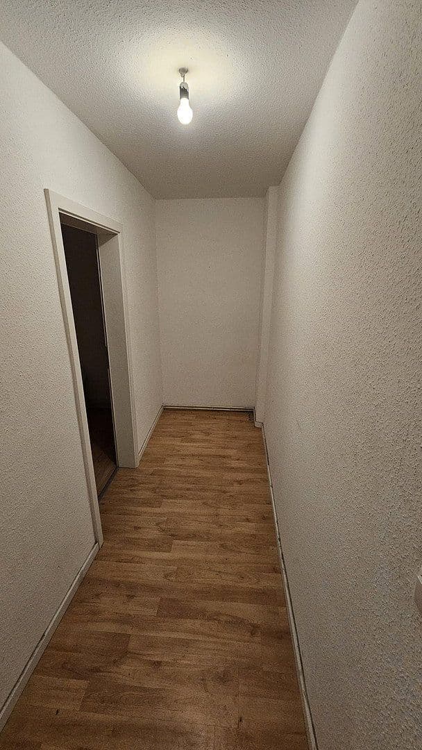 2 bedroom flat to rent, 45 m², Moselstraße 35, Duisburg, North Rhine-Westphalia 2 bedroom flat to rent, 45 m², Moselstraße 35, Duisburg, North Rhine-Westphalia