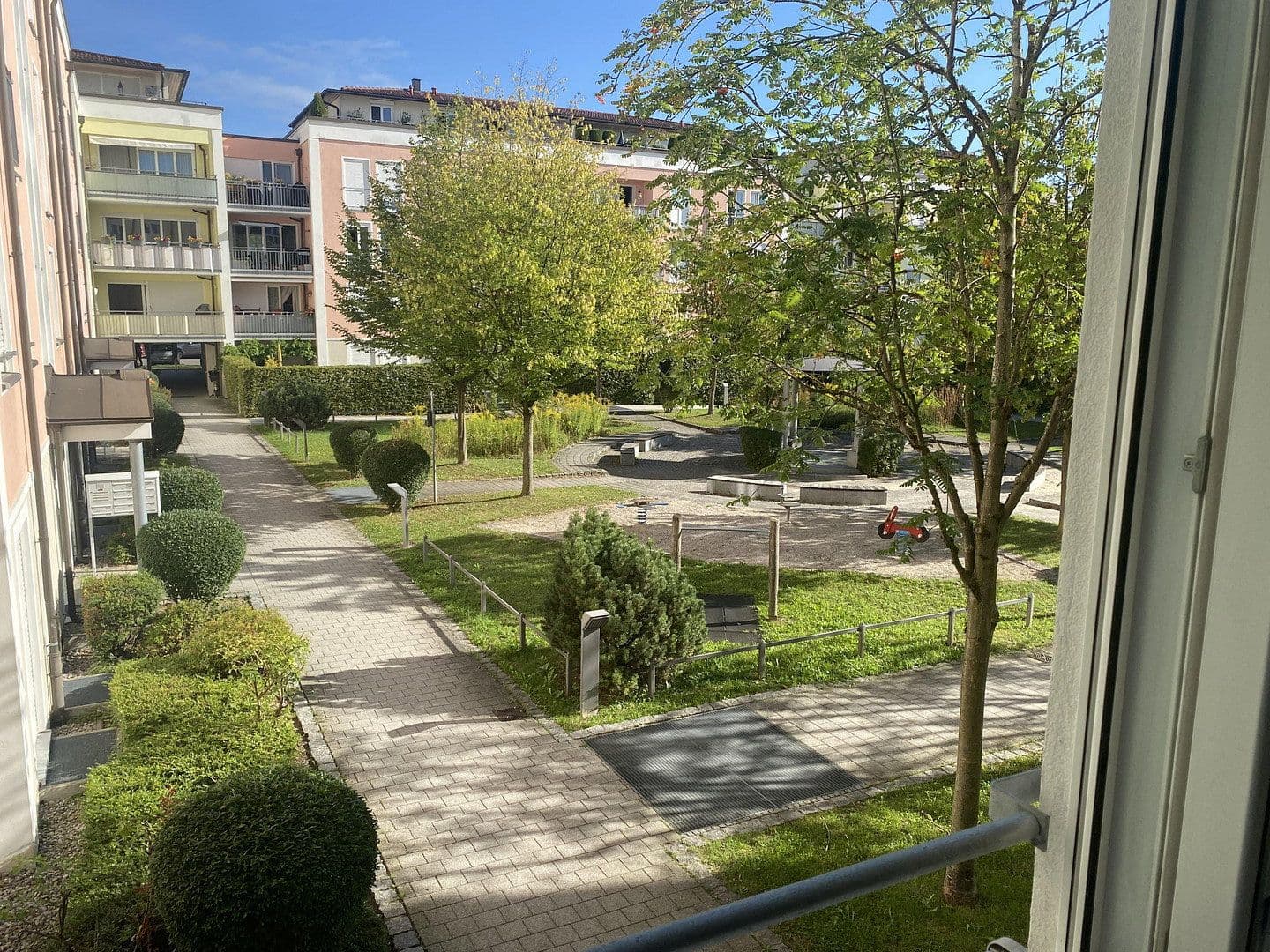 4 bedroom flat to rent, 104 m², Unterföhring, Bavaria 4 bedroom flat to rent, 104 m², Unterföhring, Bavaria